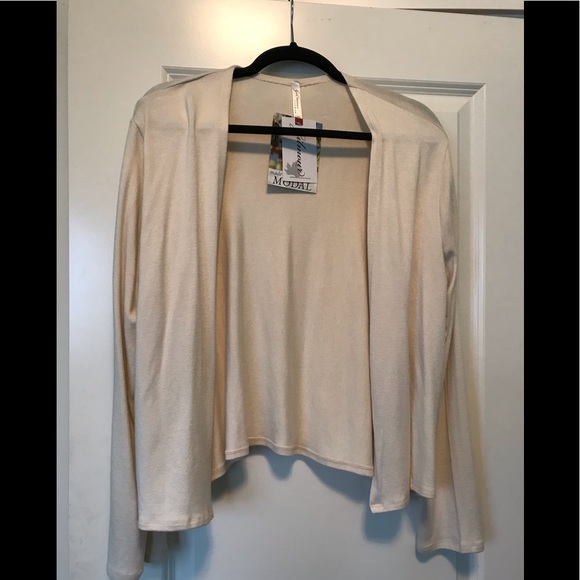 NEW Gilmour Crop Cream Cardigan